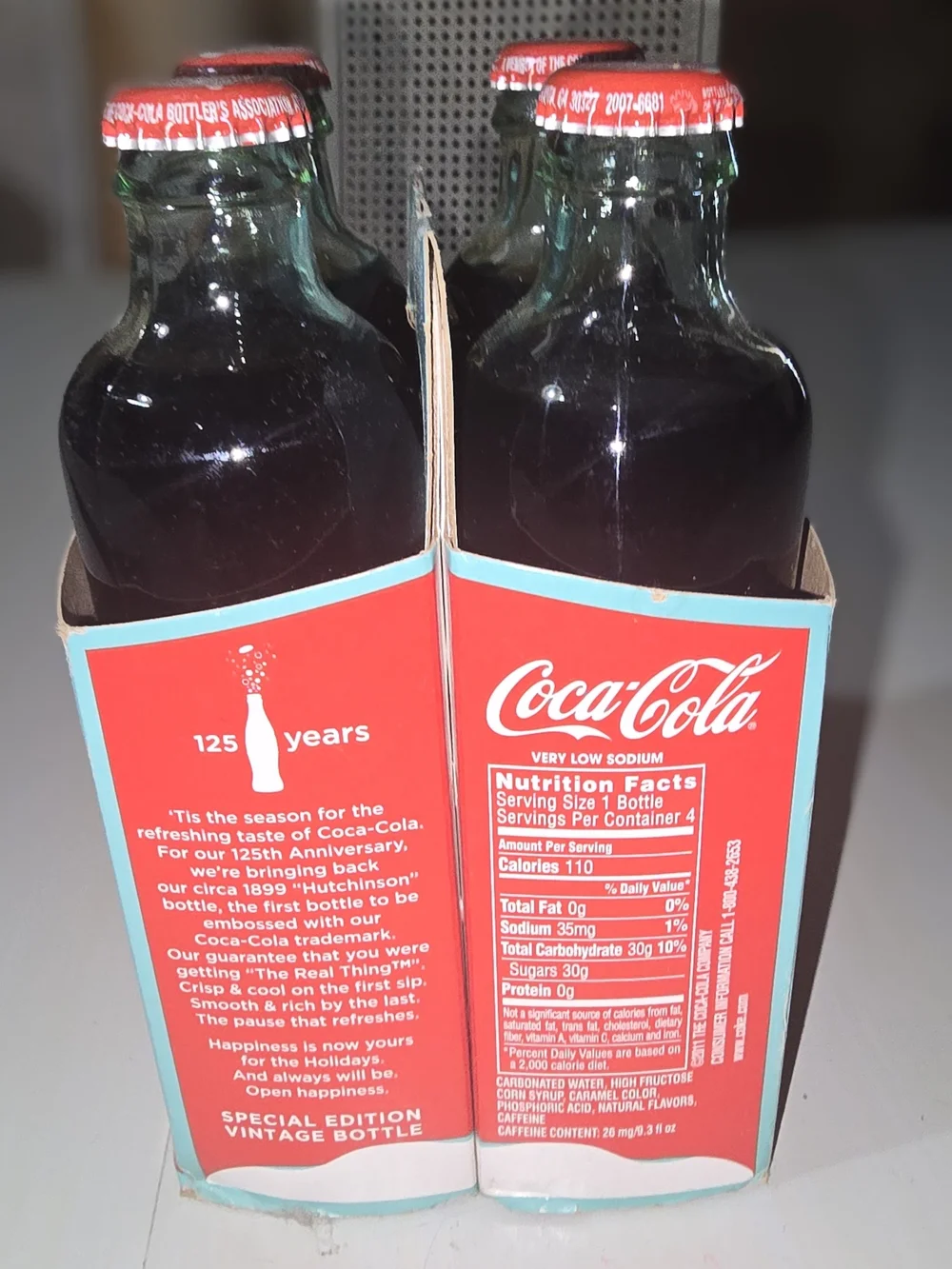 2011 Coca-Cola 125th Anniversary Hutchinson Bottle 4-Pack FULL w/ Santa Carrier